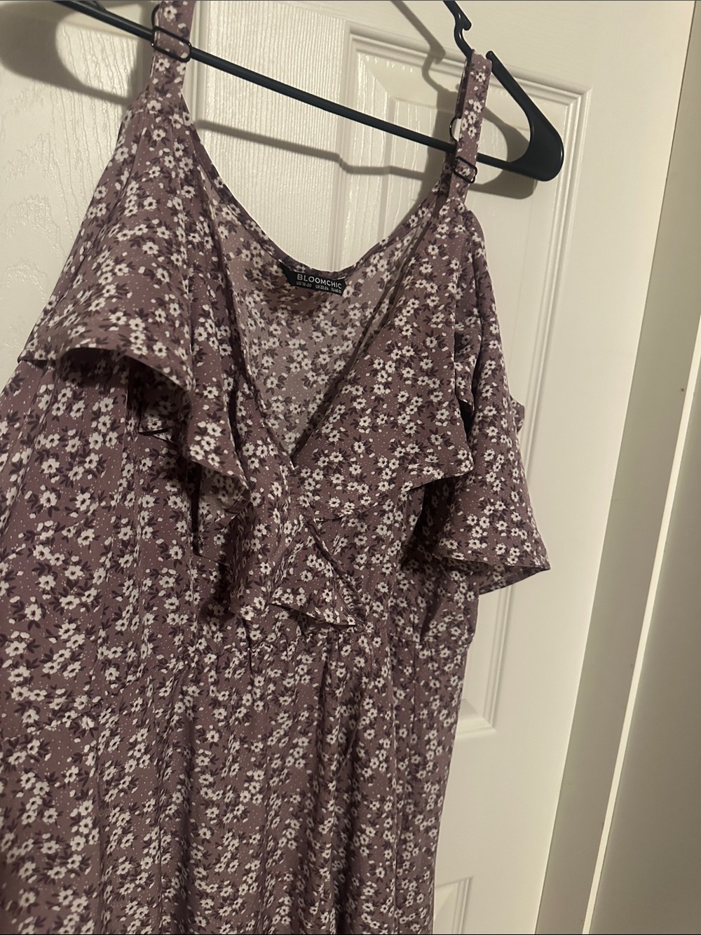BloomChic Dusty Mauve Floral High-Low Maxi Dress size 18-20 - Picture 6 of 8